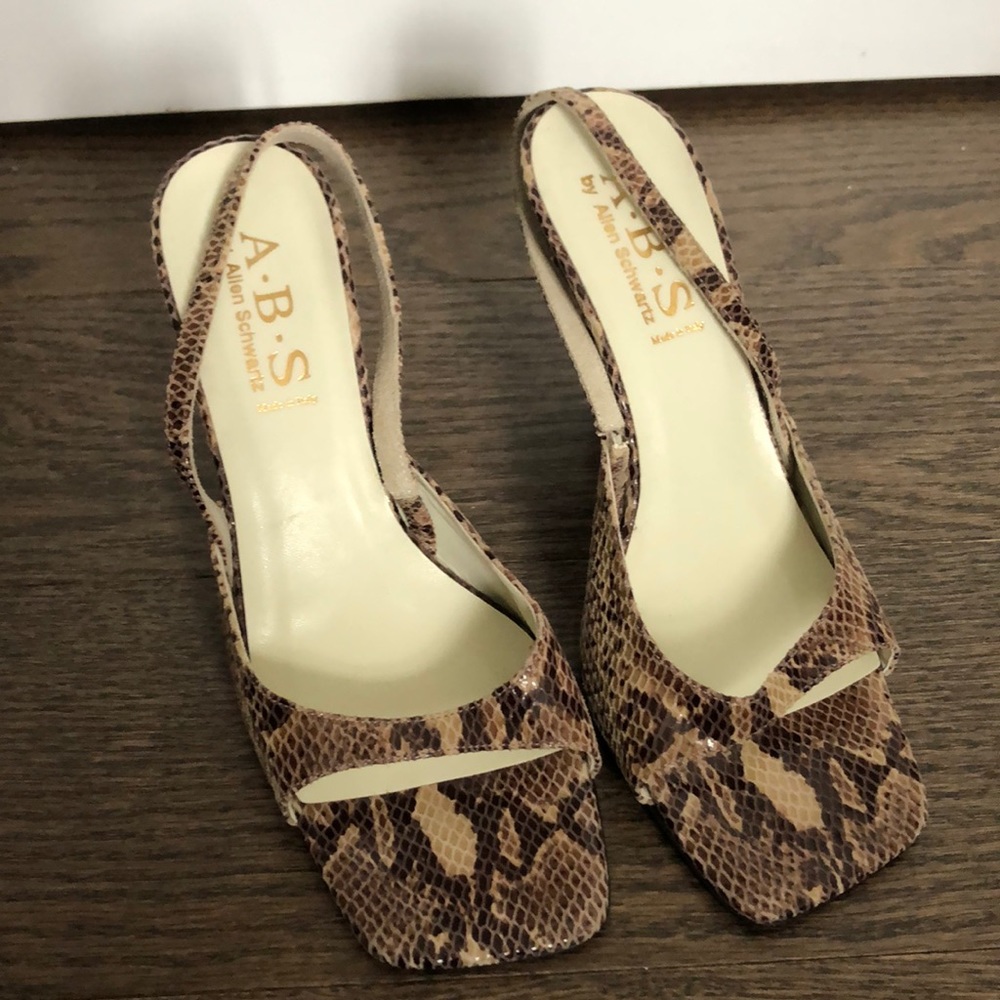 Sling back heels